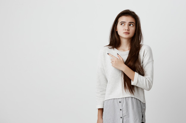 Lúc nào tôi cũng đầu bù tóc rồi trong khi chồng thảnh thơi chơi game, xem ti vi (Ảnh minh hoạ)