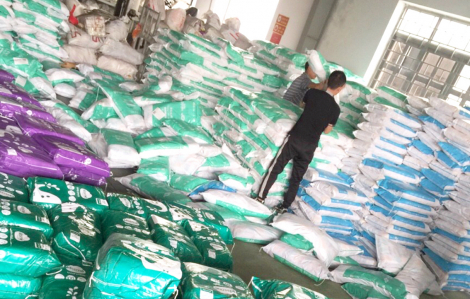 Tràn ngập tã, bỉm 'trôi nổi' gắn mác Âu, Mỹ, Nhật, Hàn