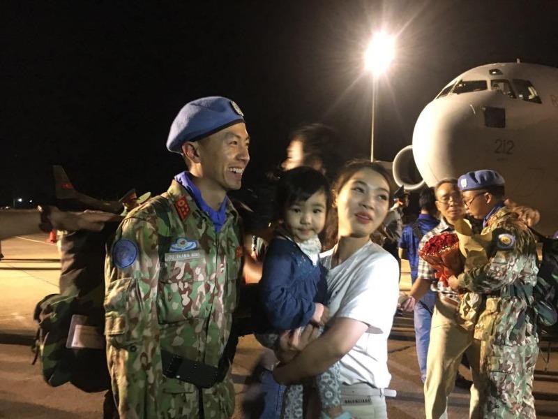 Nghe VietNamNet: Bệnh viện dã chiến cấp 2 số 1 chia tay Nam Sudan về nước