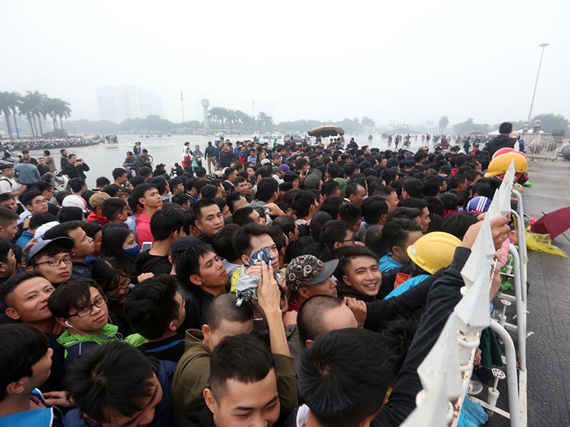 Việt Nam - Philippines, VFF bán vé online, không còn xếp hàng - ảnh 1