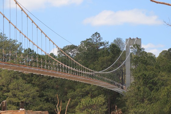 Đề xuất cưỡng chế tháo dỡ cầu đáy kính không phép ở Thung lũng Tình yêu ảnh 7