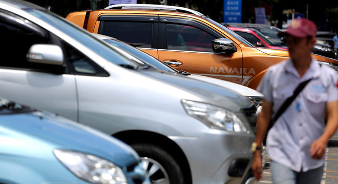 Nghe VietNamNet: TP.HCM: Gian lận phí đỗ ô tô bị phạt đến 50 triệu đồng?