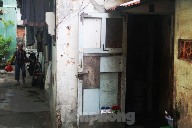 Cận cảnh những khu tập thể “ổ chuột”, nguy cơ đổ sập ở trung tâm Đà Nẵng - ảnh 12