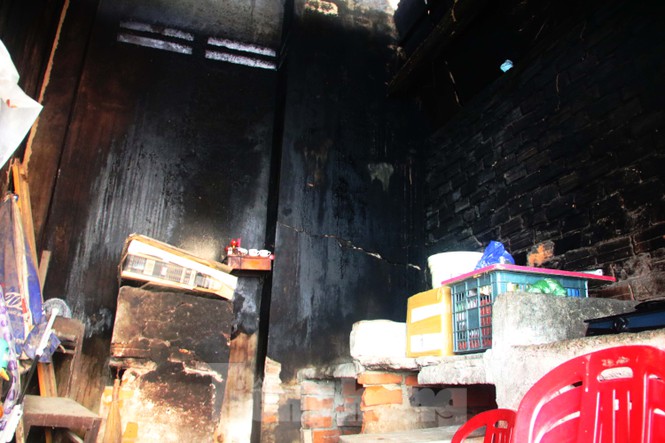 Cận cảnh những khu tập thể “ổ chuột”, nguy cơ đổ sập ở trung tâm Đà Nẵng - ảnh 15