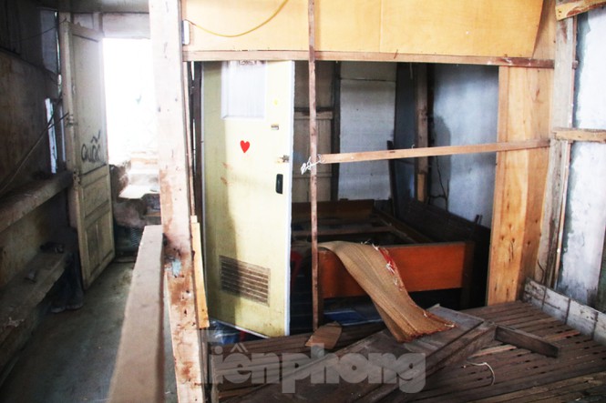 Cận cảnh những khu tập thể “ổ chuột”, nguy cơ đổ sập ở trung tâm Đà Nẵng - ảnh 4