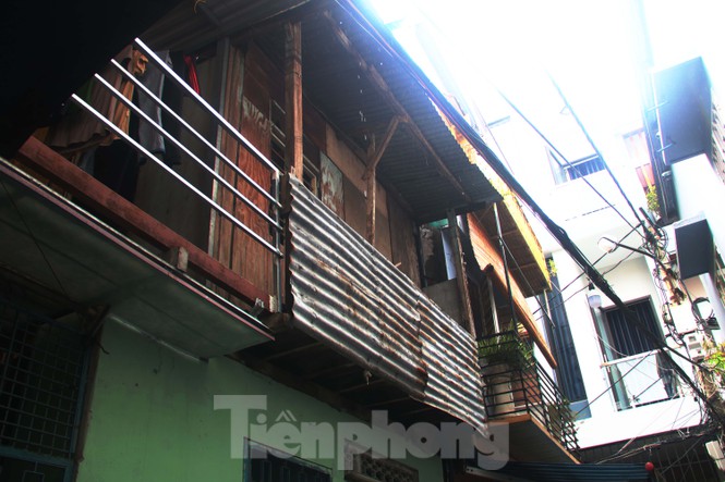 Cận cảnh những khu tập thể “ổ chuột”, nguy cơ đổ sập ở trung tâm Đà Nẵng - ảnh 2