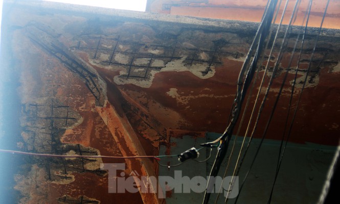 Cận cảnh những khu tập thể “ổ chuột”, nguy cơ đổ sập ở trung tâm Đà Nẵng - ảnh 8