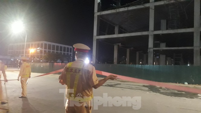 Sập trần công trình xây dựng đại lý ô tô ở thành phố Bắc Giang - ảnh 1