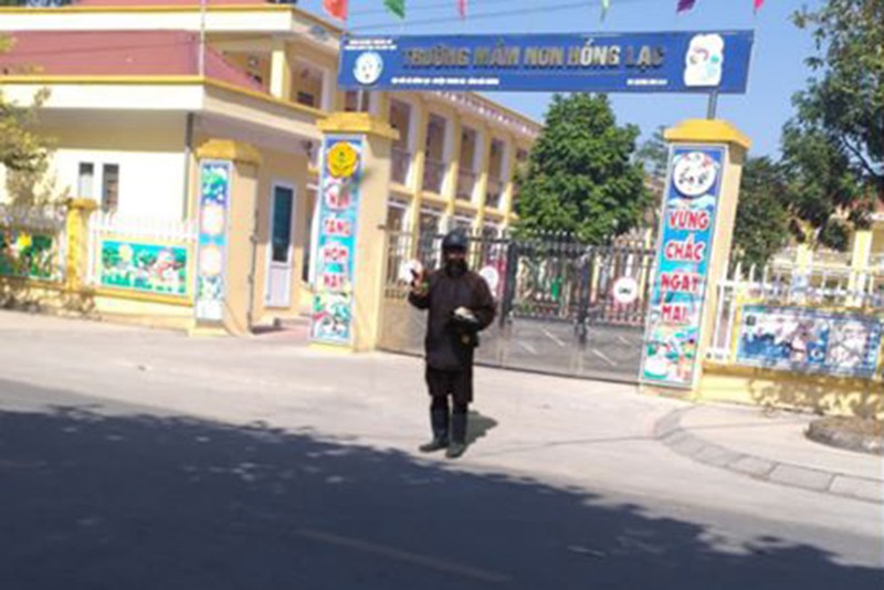 Nghe VietNamNet: Đôi nam nữ khai nhận bôi mặt đen giả người ăn xin để câu like