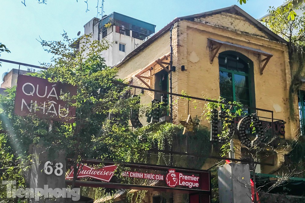 Biệt thự cổ Hà Nội thi nhau thành nhà hàng, quán nhậu