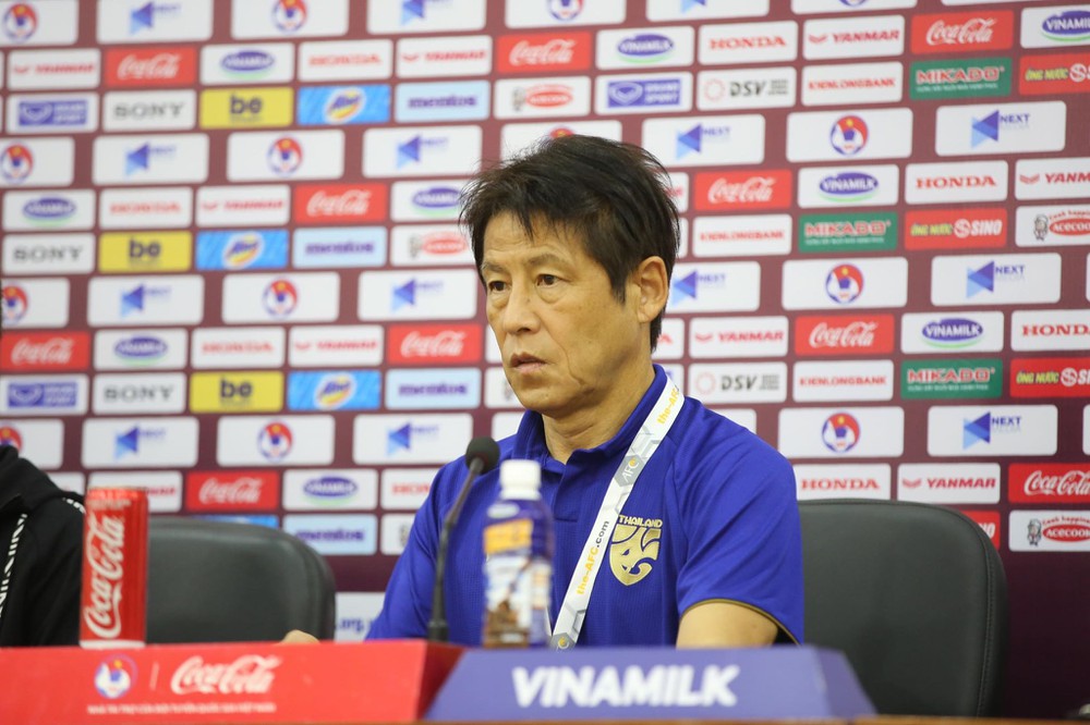 Nghe VietNamNet: HLV Thái Lan: Tôi bị áp lực trước khi gặp Việt Nam tại Mỹ Đình'