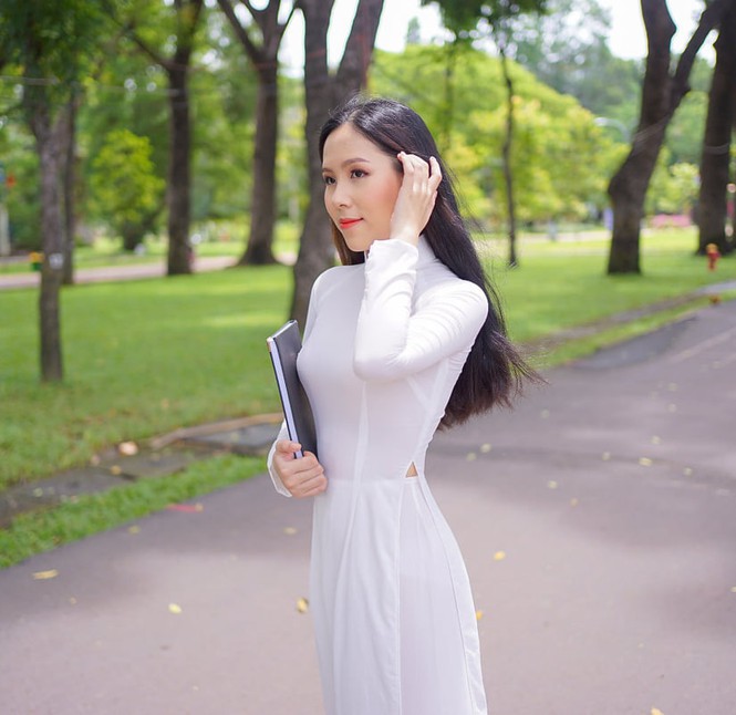 Nhan sắc trong veo của nữ sinh Học viện Hàng không dự thi Hoa hậu Việt Nam 2020 - ảnh 5
