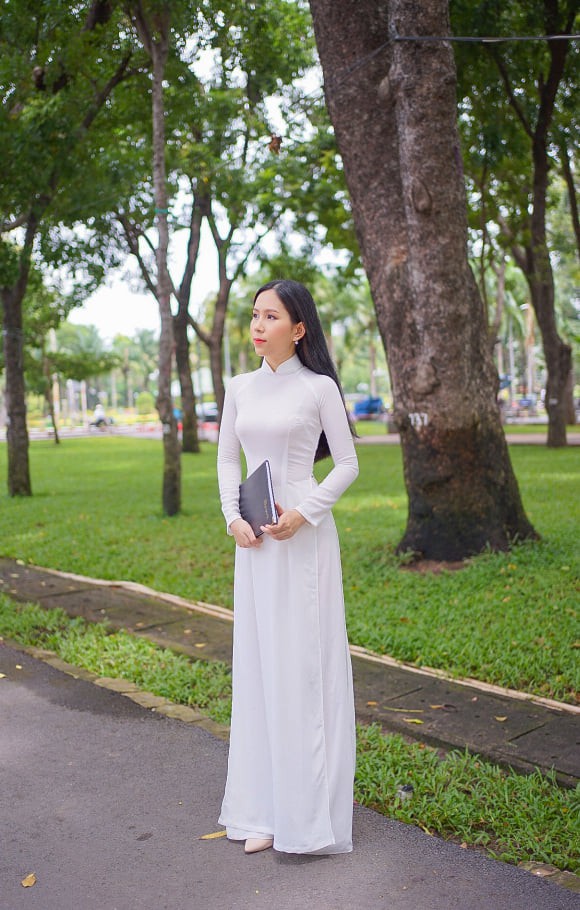 Nhan sắc trong veo của nữ sinh Học viện Hàng không dự thi Hoa hậu Việt Nam 2020 - ảnh 6