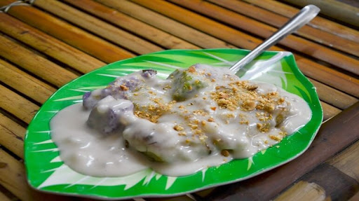 Try Ben Tre’s specialties with coconut milk