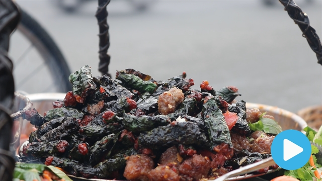 Vietnamese food: Grilled beef wrapped in lolot leaf