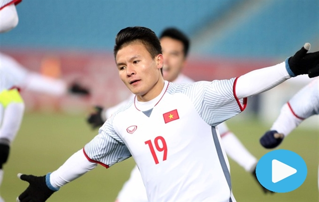 Six moments of genius from football star Quang Hai