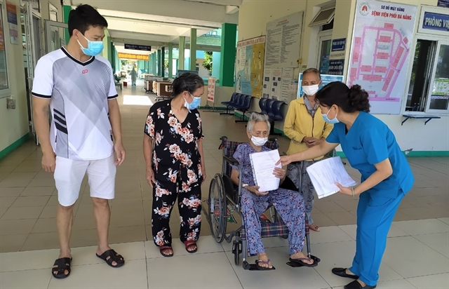 Vietnam's oldest COVID-19 patient recovers in Da Nang