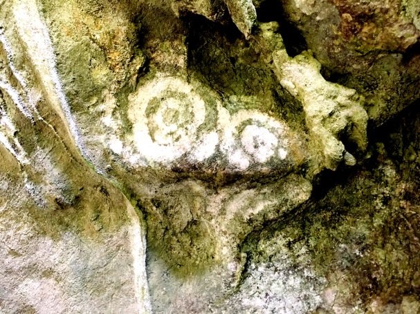Prehistoric drawings found in Nghe An