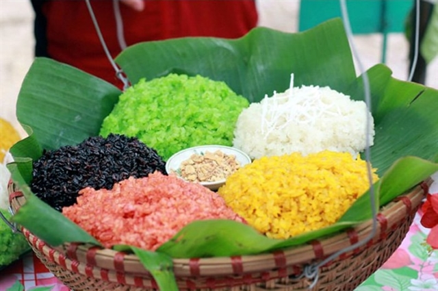 Five-colour sticky rice of the Lu people