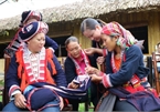 Red Dao group preserve weaving skills