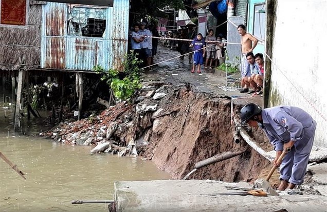 VIETNAM NEWS HEADLINES JULY 26