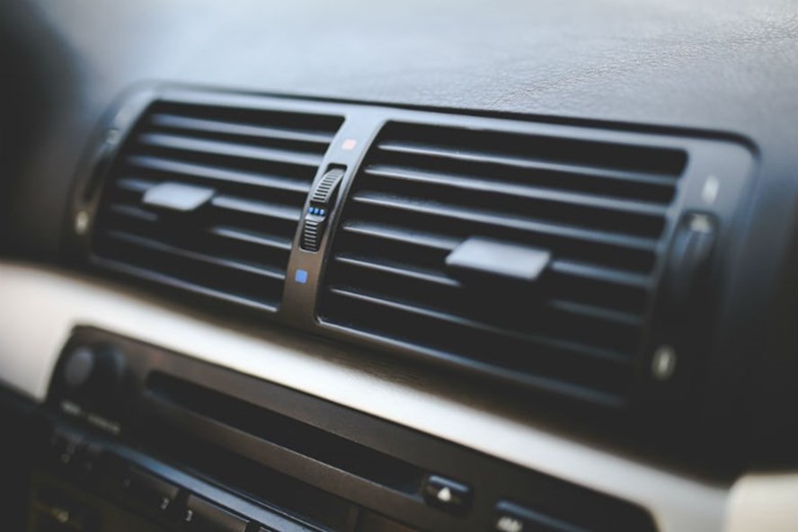 Một vài bất lợi khi sử dụng điều hòa không khí trong xe ôtô