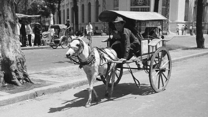 Lịch sử trăm năm của những chiếc đèn pha ô tô - ảnh 1