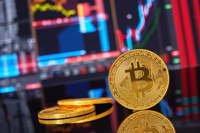 Giá Bitcoin hôm nay 16/7: Chờ đợi diễn biến mới từ Hoa Kỳ