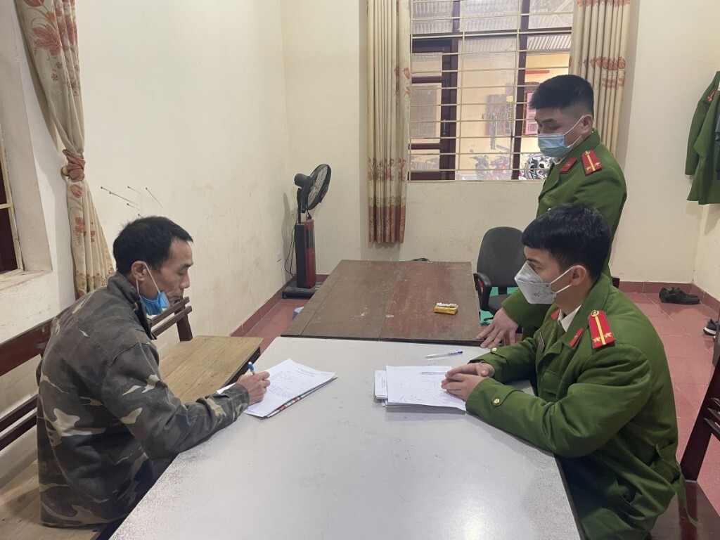 Hàng loạt án mạng đau lòng từ súng tự chế - 2