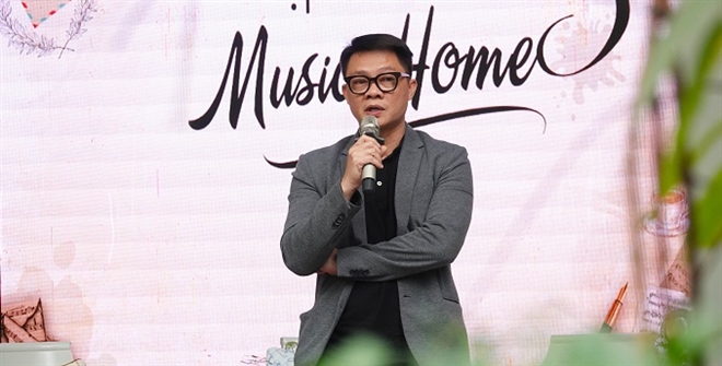 BTV Trần Quang Minh: Chăm 4 cậu con trai cũng bình thường thôi - 2