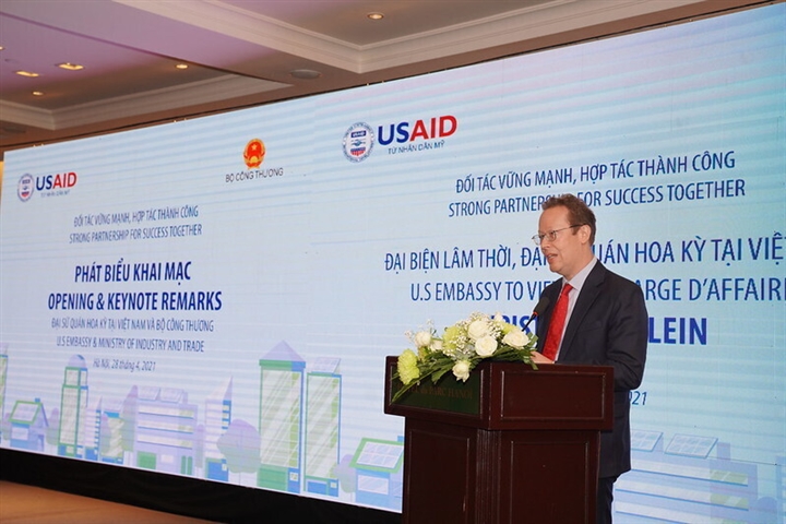 Mỹ giúp thúc đẩy ngành năng lượng Việt Nam - 1