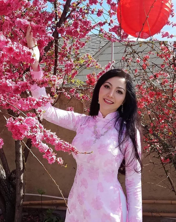 Chuyện đời sóng gió của mỹ nhân Việt hai lần đăng quang Hoa hậu - 2