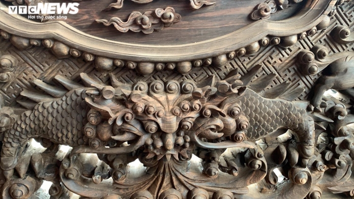 Ảnh: Cận cảnh bàn ghế Rồng đỉnh tứ linh tiền tỷ, gây sốc người xem - 2