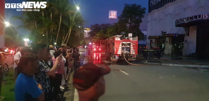 Cháy lớn tại quán bar nổi tiếng bậc nhất Hải Phòng - 4