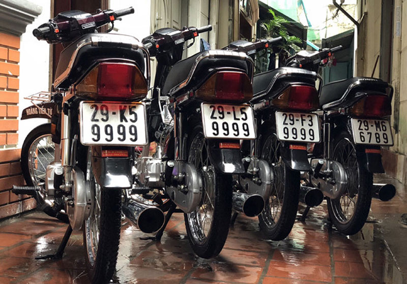 Ngam dan Honda Dream so huu ‘sieu bien so’ hinh anh 1