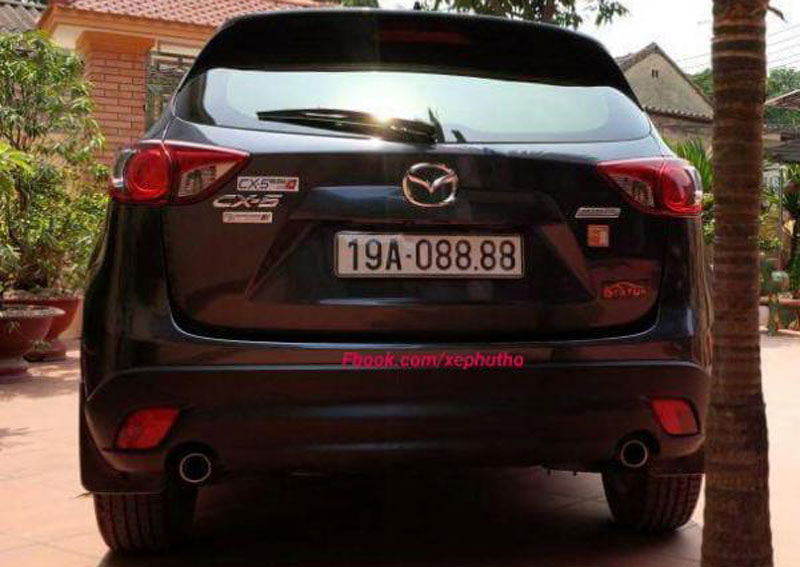 Can canh dan xe Mazda so huu bien so sieu dep hinh anh 4