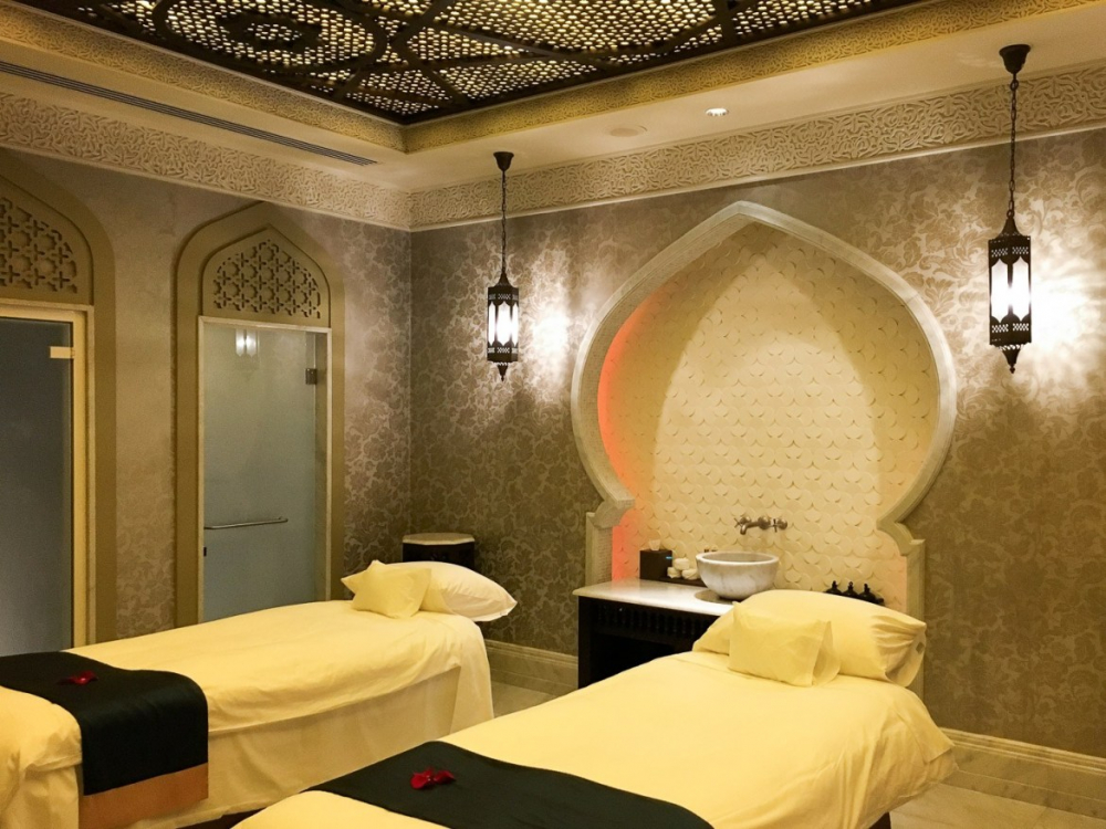 Ben trong khach san dat vang 3 ty USD o Abu Dhabi hinh anh 12