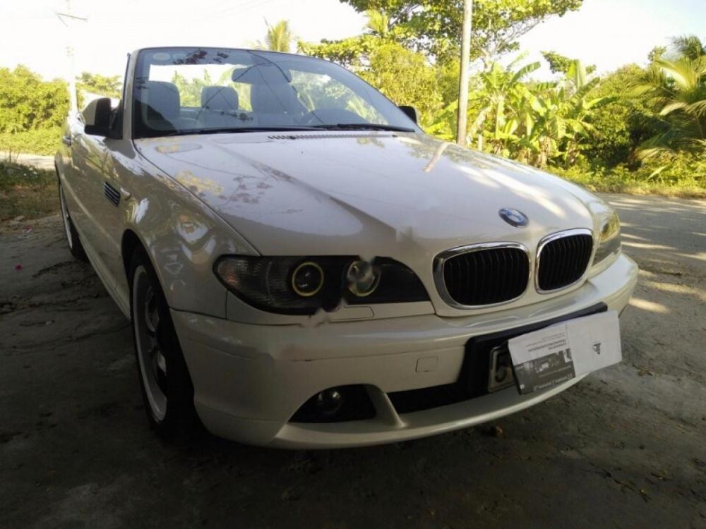 Nghich ly 'xe BMW hang sang gia re', chi tu 300 trieu dong hinh anh 1