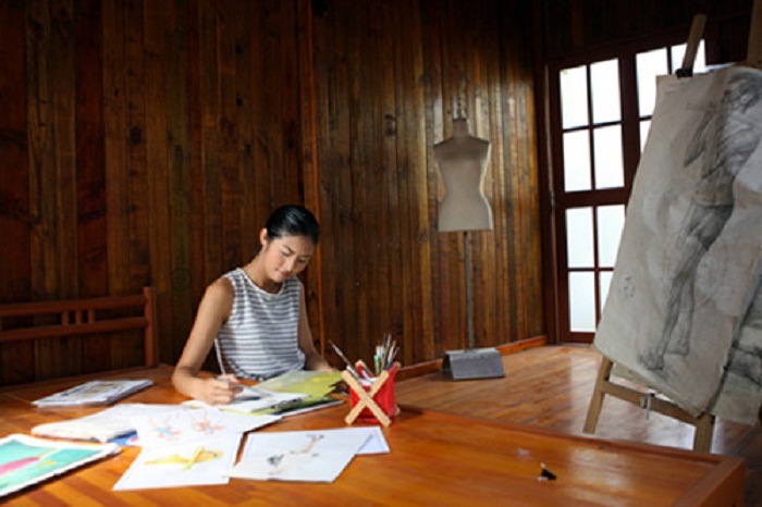 Tham nha cua cac Hoa hau, A hau sau khi dang quang hinh anh 9