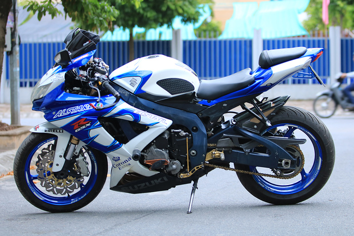 Anh: 'Cham mat' hang hiem Suzuki GSX-R600 duy nhat tai Ha Noi hinh anh 6