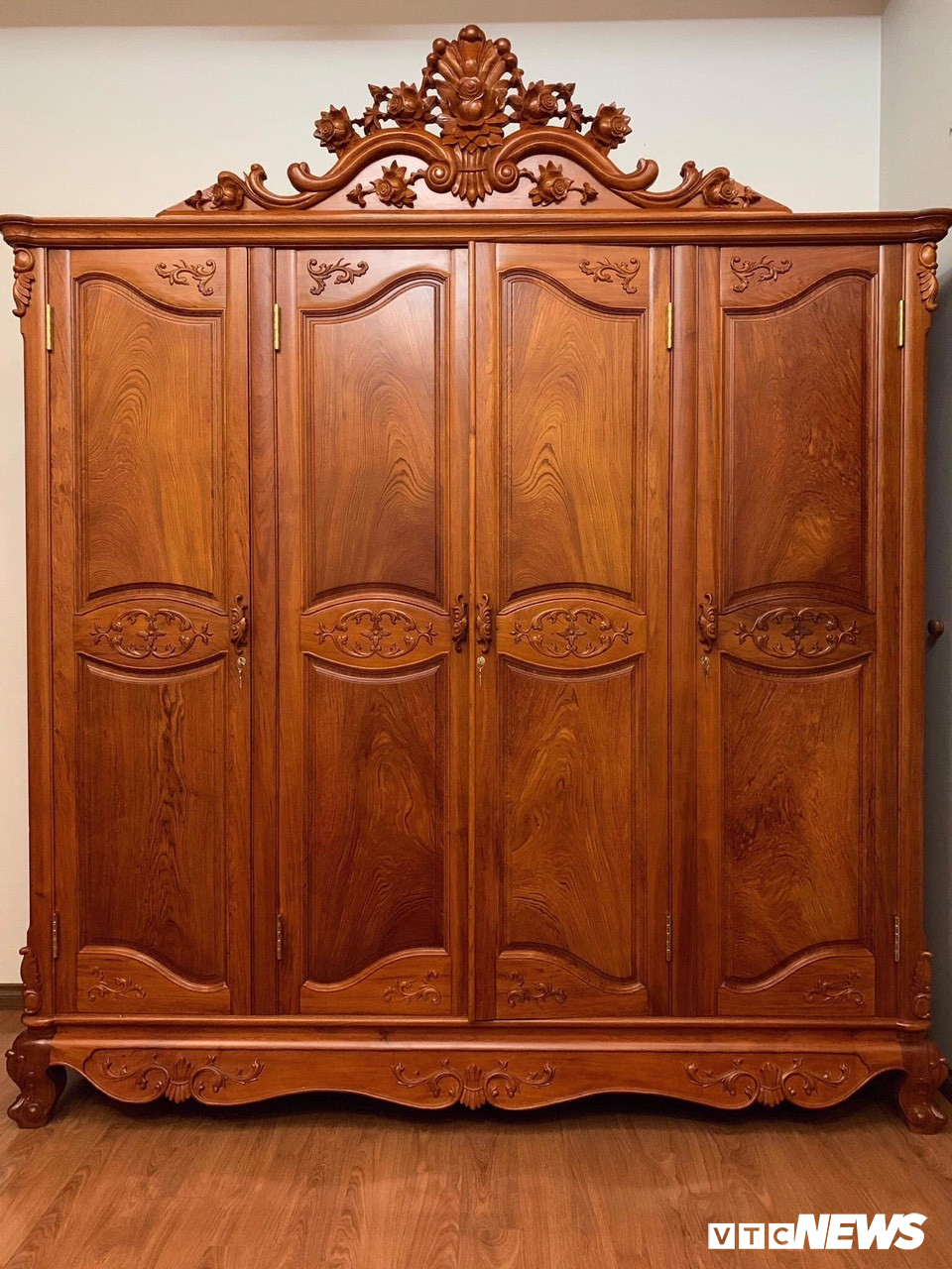 Tham canh do go Dong Ky noi tieng du giam gia 'soc' van nam 'dap chieu' hinh anh 10