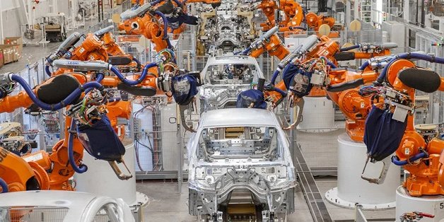 Bên trong nhà máy sản xuất xe hơi của BMW