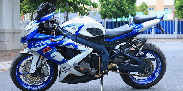 Soi hàng hiếm Suzuki GSX-R600 duy nhất tại Hà Nội