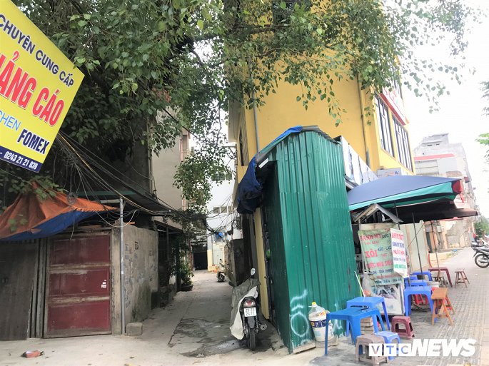 Hinh anh nha sieu mong, sieu meo tren duong nghin ty moi mo o Ha Noi hinh anh 1