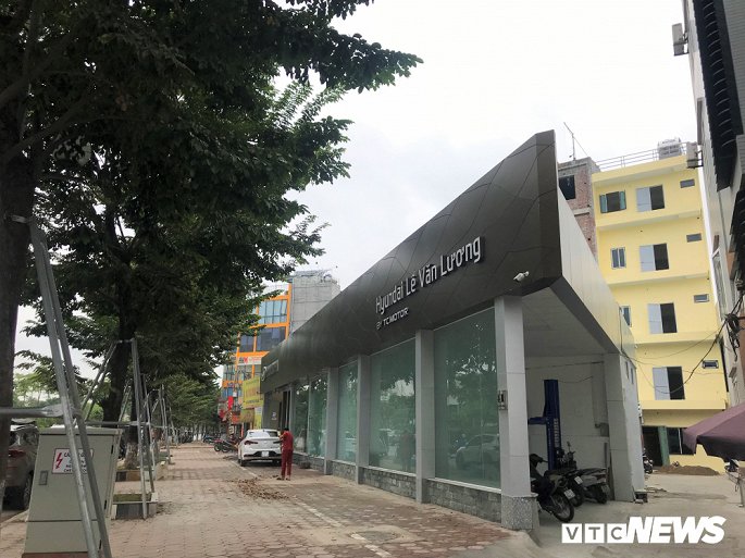 Hinh anh nha sieu mong, sieu meo tren duong nghin ty moi mo o Ha Noi hinh anh 2