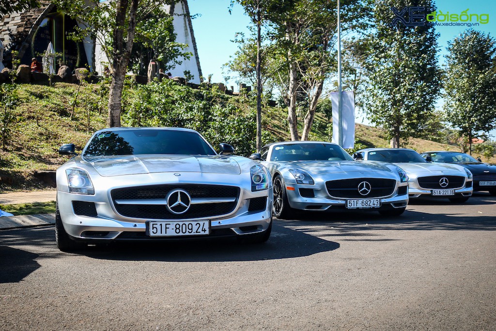 Ông chủ Cafe Trung Nguyên “xếp lốp” dàn siêu xe cho công chúng thưởng lãm, tổng giá trị lên tới hơn trăm tỷ ảnh 4