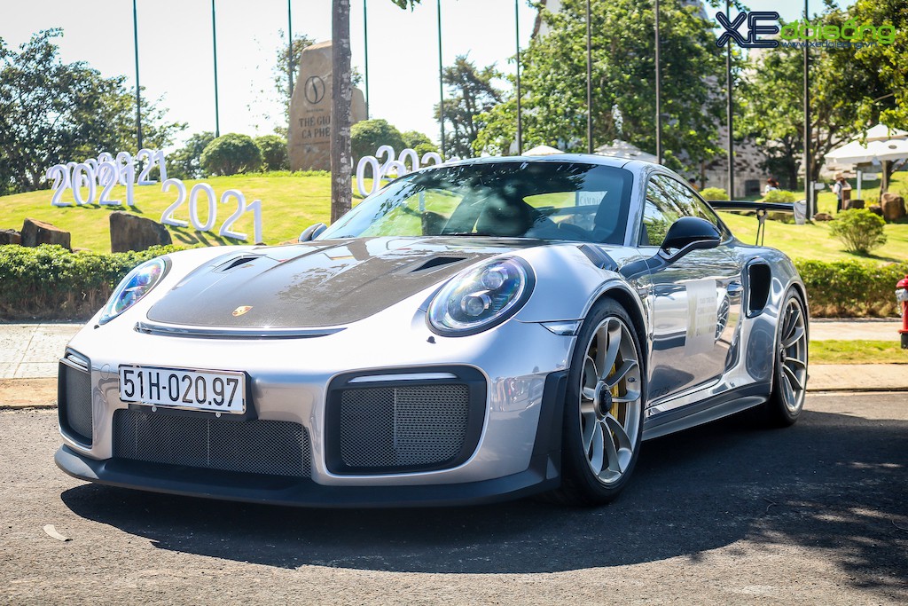 Ông chủ Cafe Trung Nguyên “xếp lốp” dàn siêu xe cho công chúng thưởng lãm, tổng giá trị lên tới hơn trăm tỷ ảnh 9