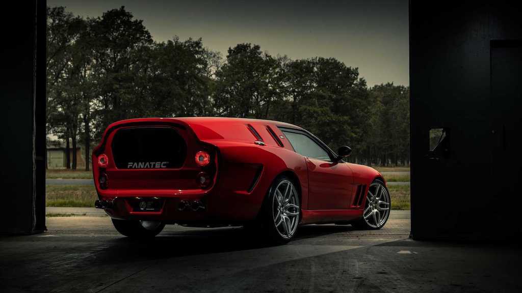 Sau gần 60 năm, chiếc Ferrari “hàng thửa” quái dị này mới có hậu duệ đích thực ảnh 3