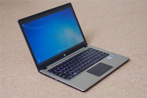 Laptop Ultrabook liên tiếp về Việt Nam