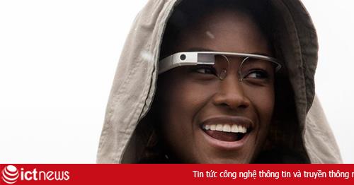 Google “khoe tài” kính tương tác Glass